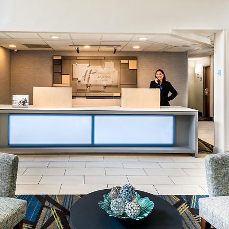 Holiday Inn Express & Suites Charlotte Arpt-Belmont By Ihg Экстерьер фото