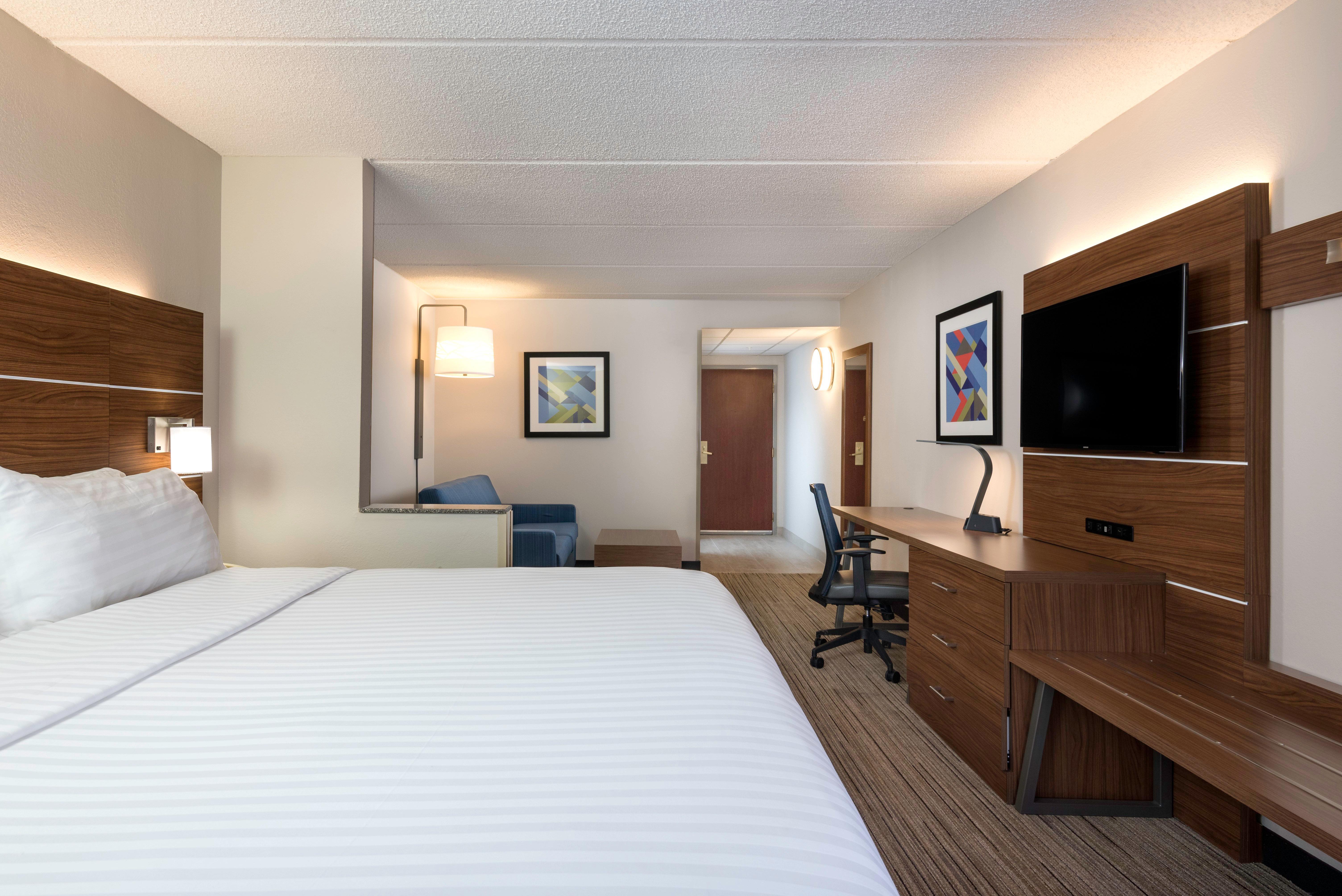 Holiday Inn Express & Suites Charlotte Arpt-Belmont By Ihg Экстерьер фото