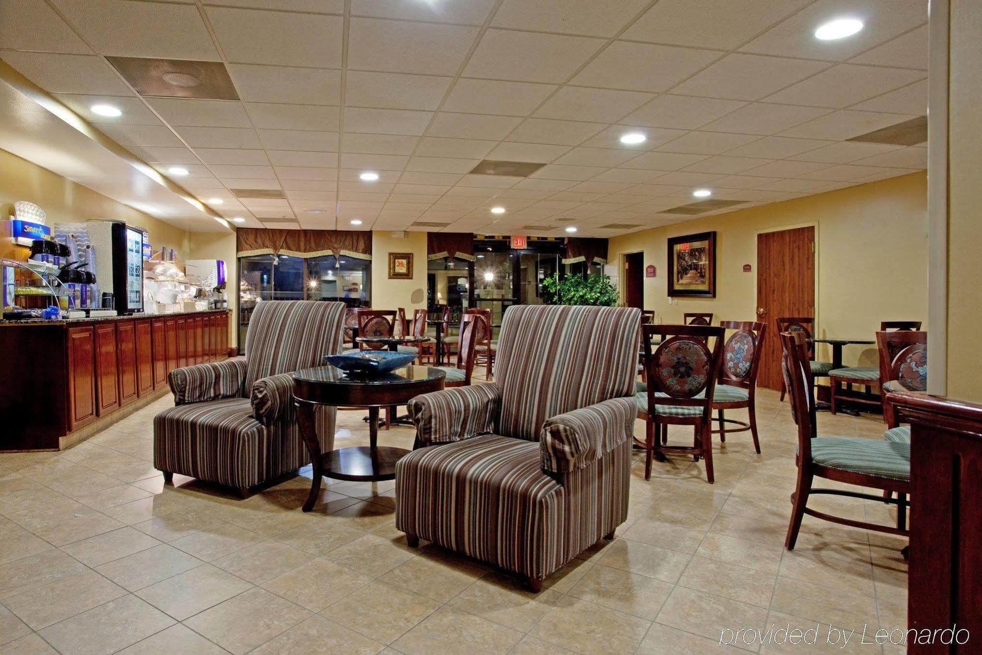 Holiday Inn Express & Suites Charlotte Arpt-Belmont By Ihg Экстерьер фото
